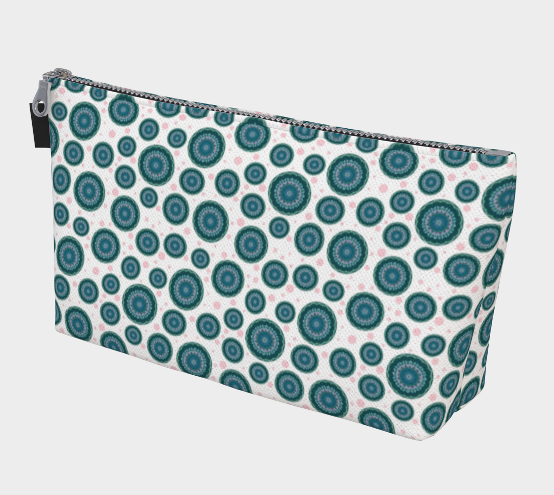 Aurora Wonderland in Dots