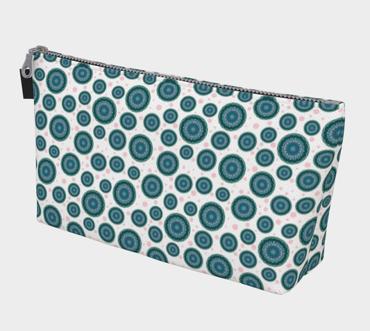 Aurora Wonderland in Dots